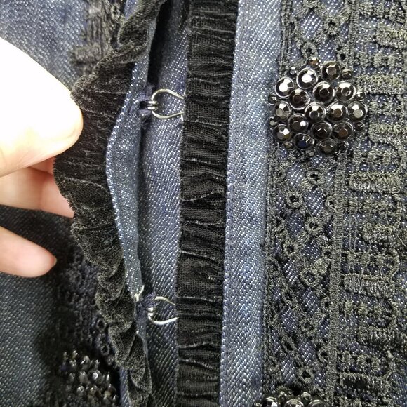 I.N.C. Jean Jacket Women's L Lace Velvet Beaded Button Hook Closure Denim VTG - Picture 8 of 16